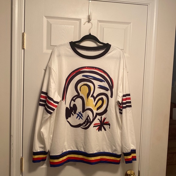 Tops - Brand New Multicolor Sweatshirt..size XL